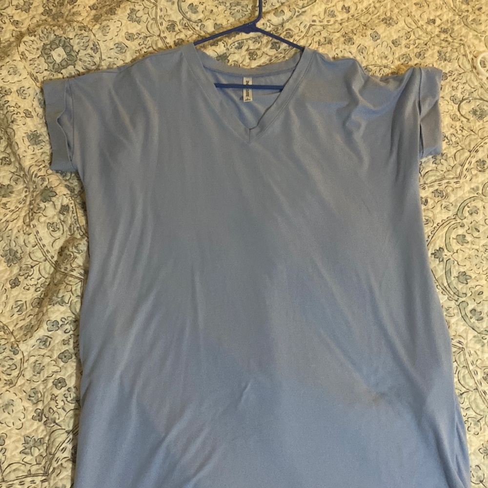 Zenana Outfitters, size Large, light blue